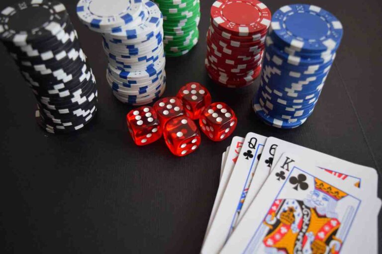 Sanjati kockanje, poker