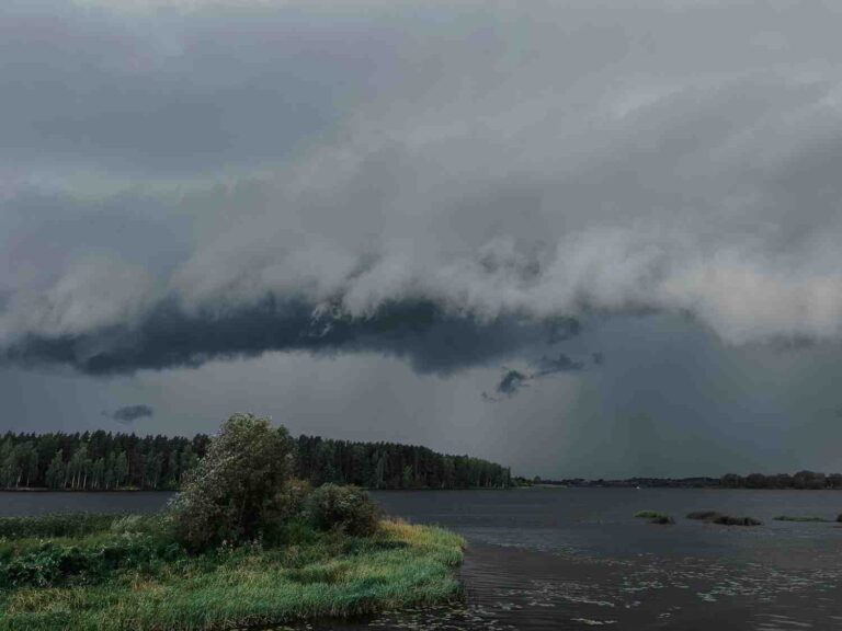 Oluja nad rekom