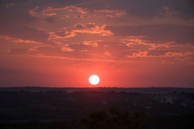 Sunce iznad obalka